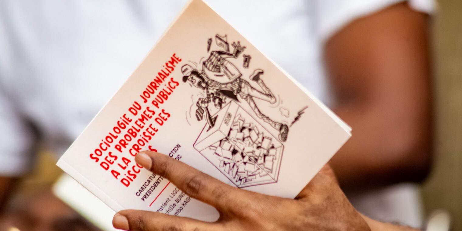 Kinshasa : Premier Book Club autour du livre « Sociologie du journalisme des problèmes publics à la croisée des discours »